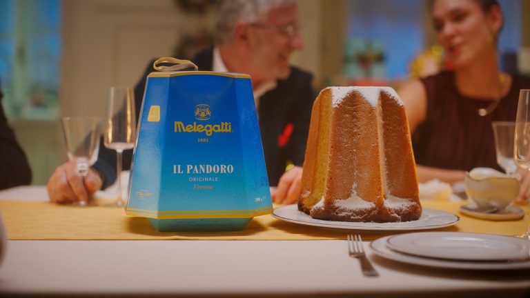 Il Pandoro Originale Melegatti “riconquista” il Natale con Armando Testa