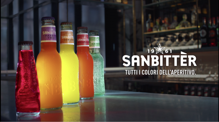 On air la nuova campagna Sanbitter “tutti i colori dell’aperitivo” firmata da Armando Testa